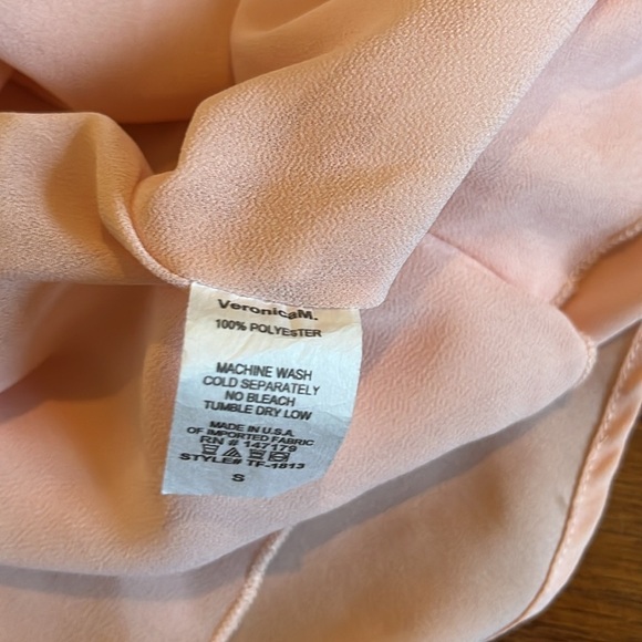 NWT Veronica M | Peachy Pink Chiffon Blouse Tank w. Ruffle Neckline Size Small - Picture 8 of 10